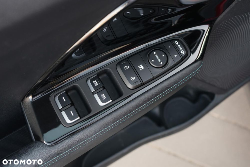 Kia Niro 64kWh L - 30