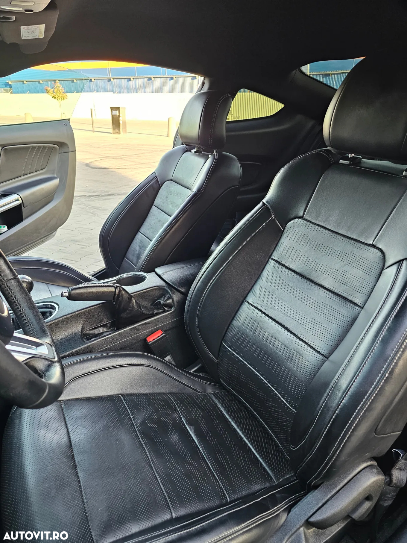 Ford Mustang 2.3 EcoBoost - 10