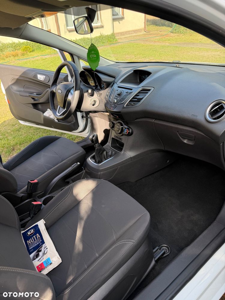 Ford Fiesta 1.25 Trend Edition - 14