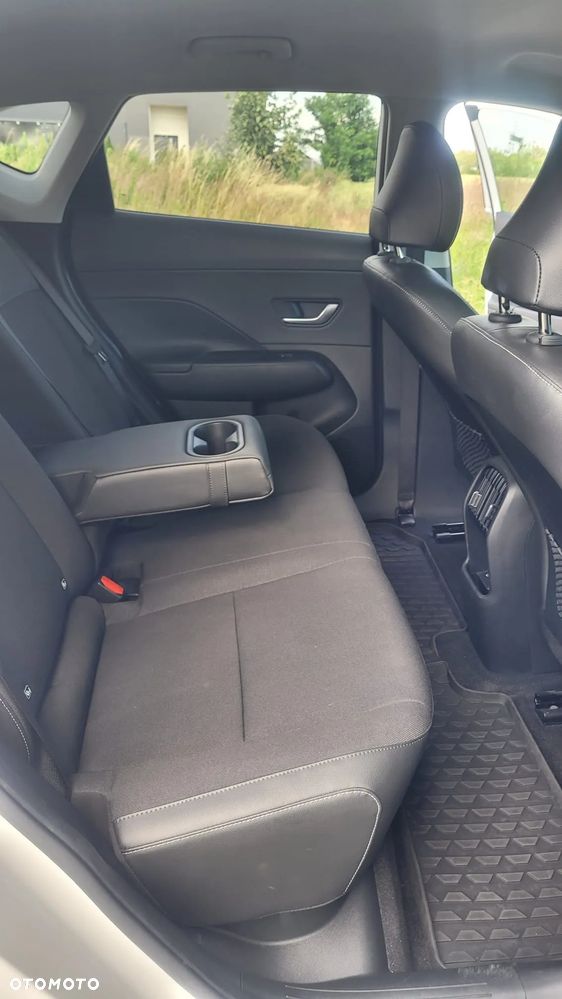 Hyundai Kona Electric 65kWh Black & White - 9