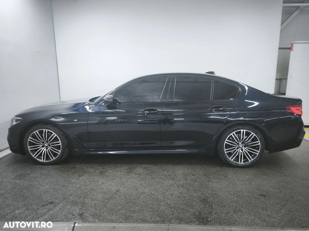 BMW Seria 5 530d xDrive Aut. - 2