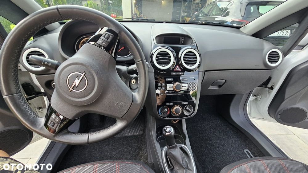 Opel Corsa 1.4 16V Color Edition - 8