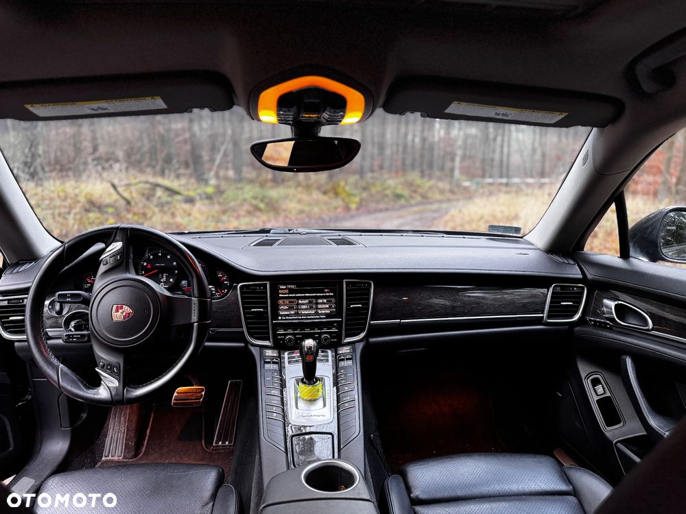 Porsche Panamera 4 PDK - 9