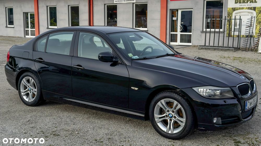 BMW Seria 3 318d - 5