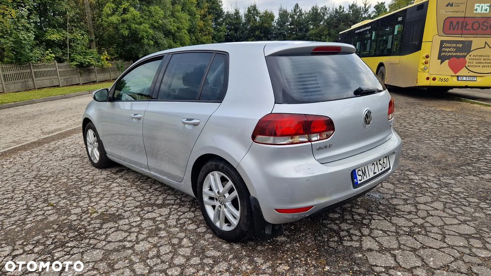 Volkswagen Golf VI 1.6 Highline DSG - 7