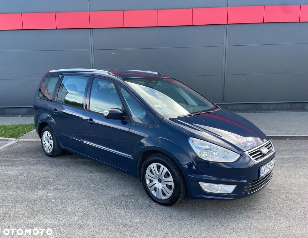 Ford Galaxy 2.0 TDCi Ambiente - 3