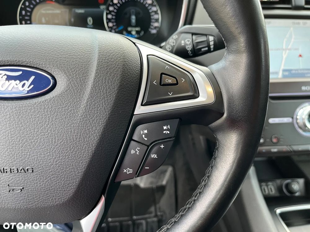Ford Mondeo 2.0 EcoBlue Titanium - 32