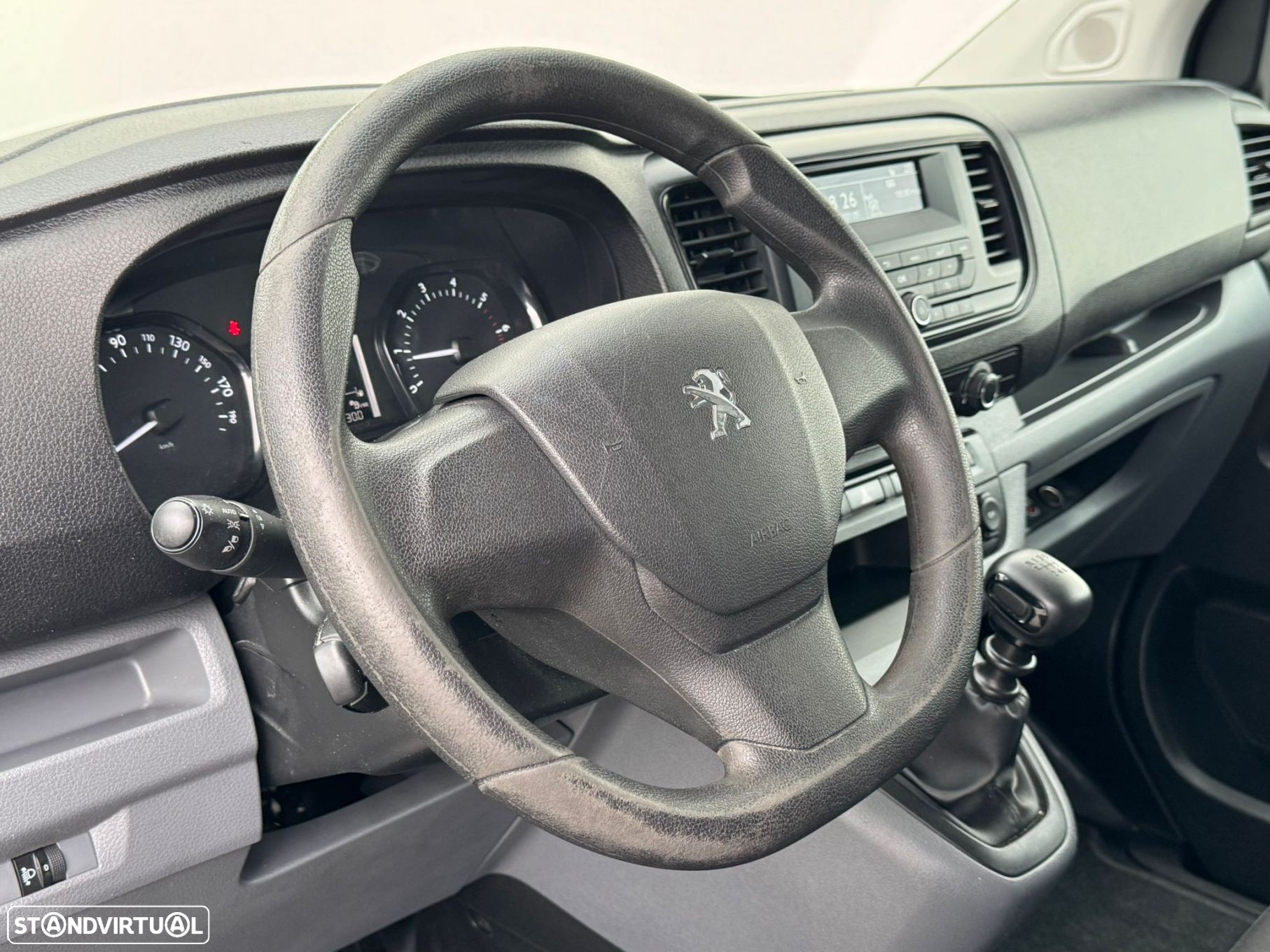 Peugeot Expert 2.0 BlueHDi L2H1 Semi-Vidrado - 20