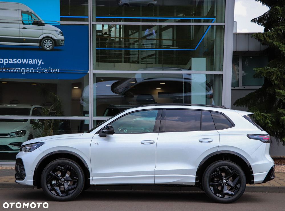 Volkswagen Tiguan - 2