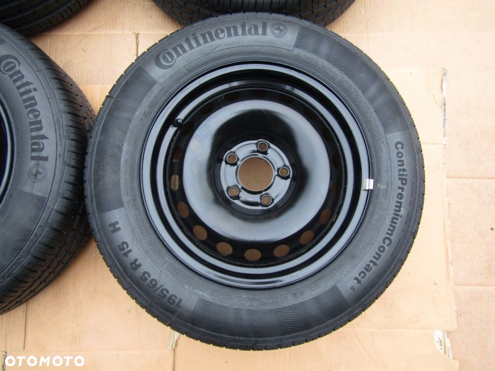 4x Felgi 15 Opel Combo E Peugeot 308 II Rifter Citroen Partner III 6,5 j 5x108 ET42 - 6
