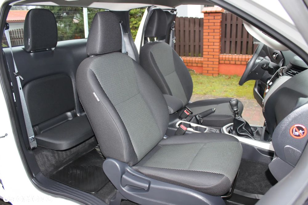 Nissan Navara - 31
