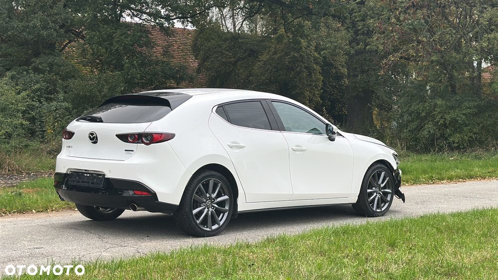 Mazda 3 SKYACTIV-G 2.0 M-Hybrid - 11