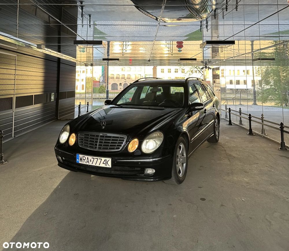 Mercedes-Benz Klasa E 320 CDI T Avantgarde - 1
