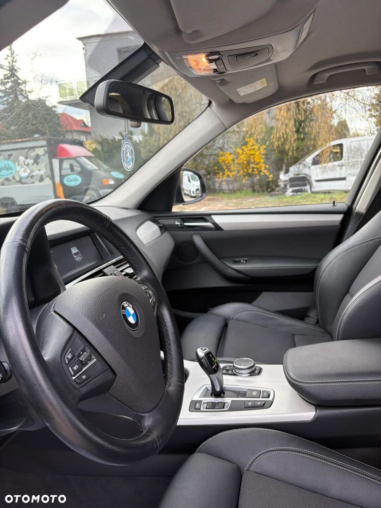 BMW X3 xDrive20d - 11