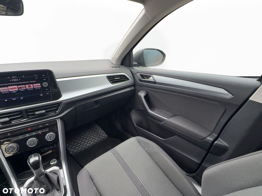 Volkswagen T-Roc - 17