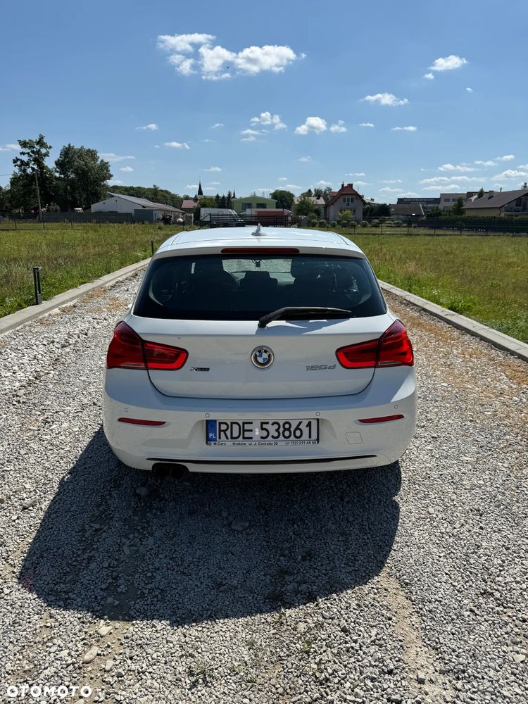 BMW Seria 1 120d Sport Line - 10