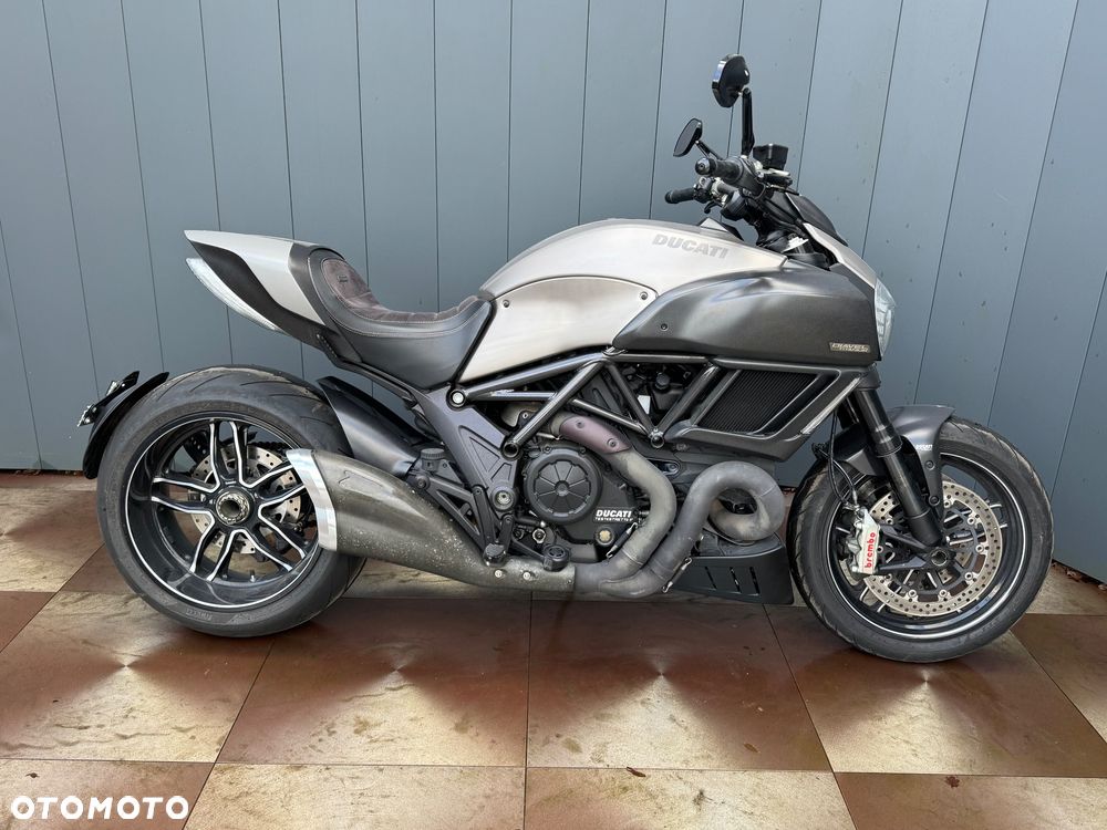 Ducati Diavel - 2