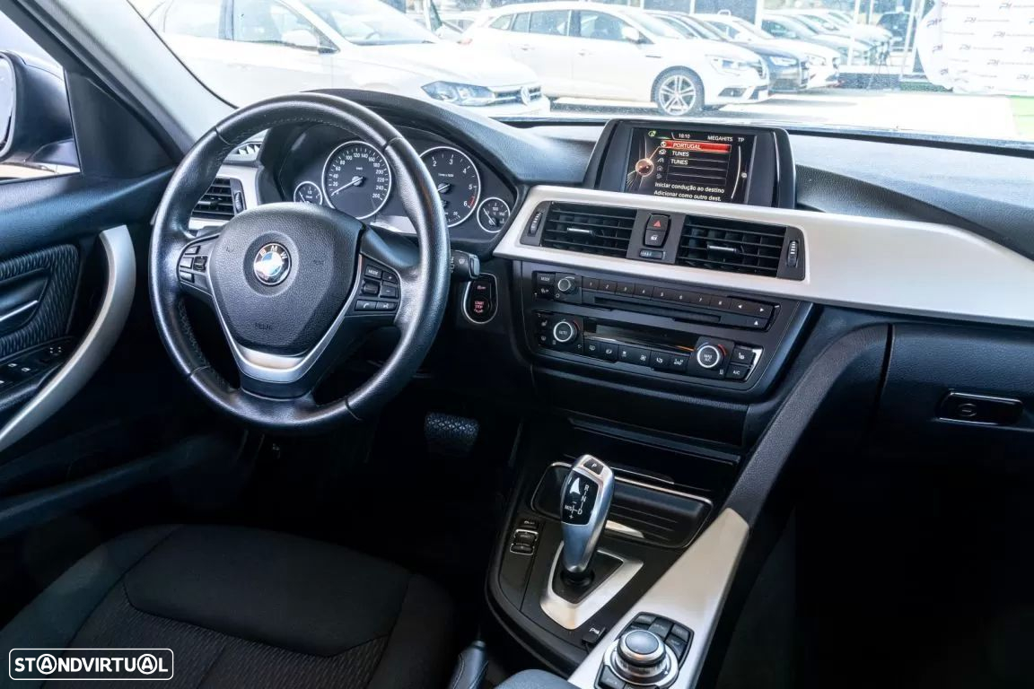 BMW 320 d Touring Auto - 18
