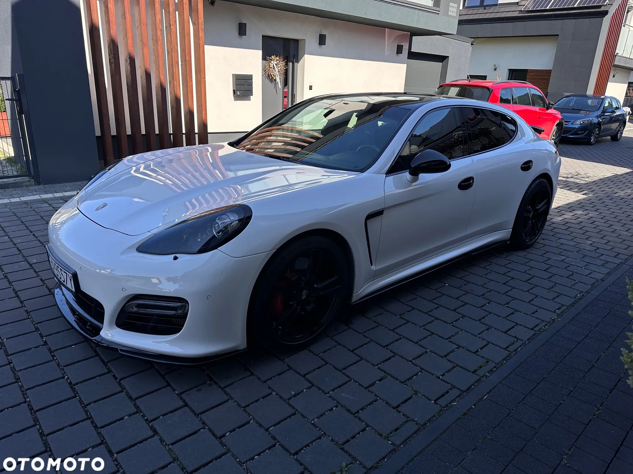 Porsche Panamera Turbo - 21