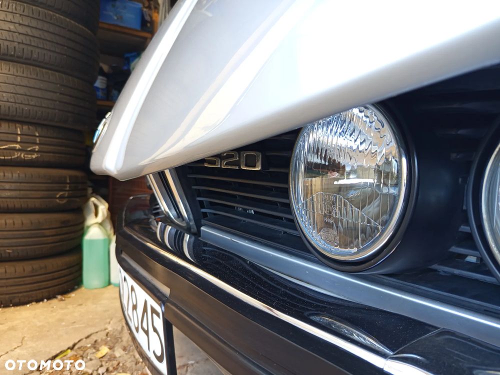 BMW Seria 5 - 32