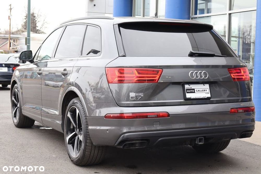 Audi Q7 3.0 TFSI Quattro Tiptr - 6