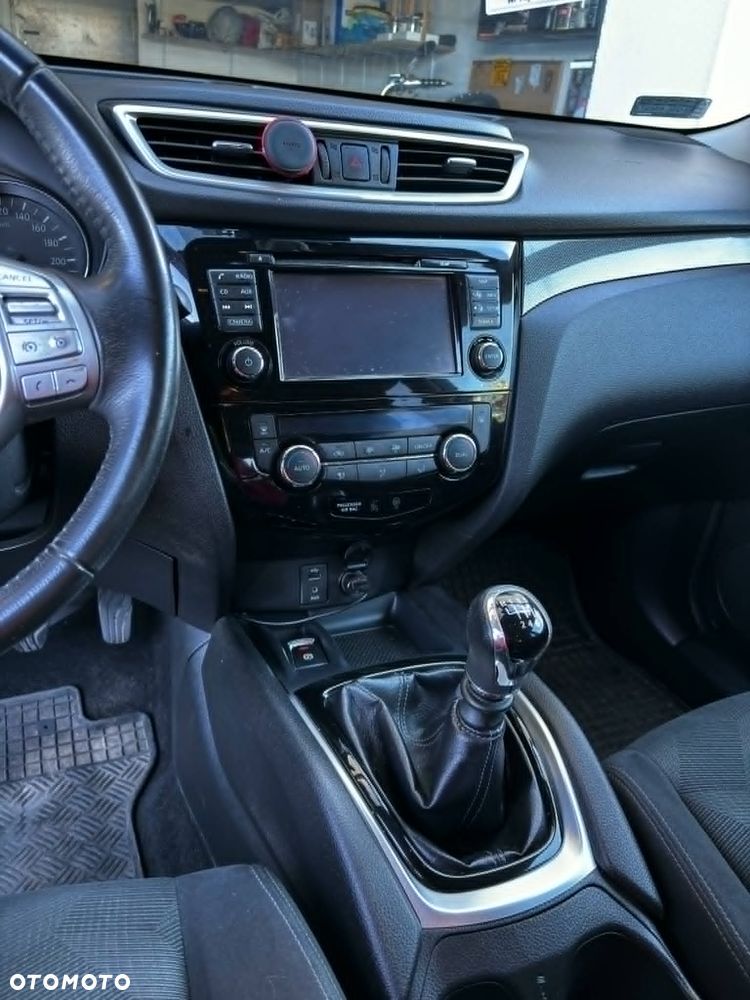 Nissan X-Trail 1.6 DIG-T N-Connecta 2WD - 2
