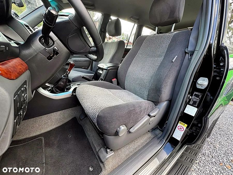 Toyota Land Cruiser 3.0 D Luna Comfort - 12
