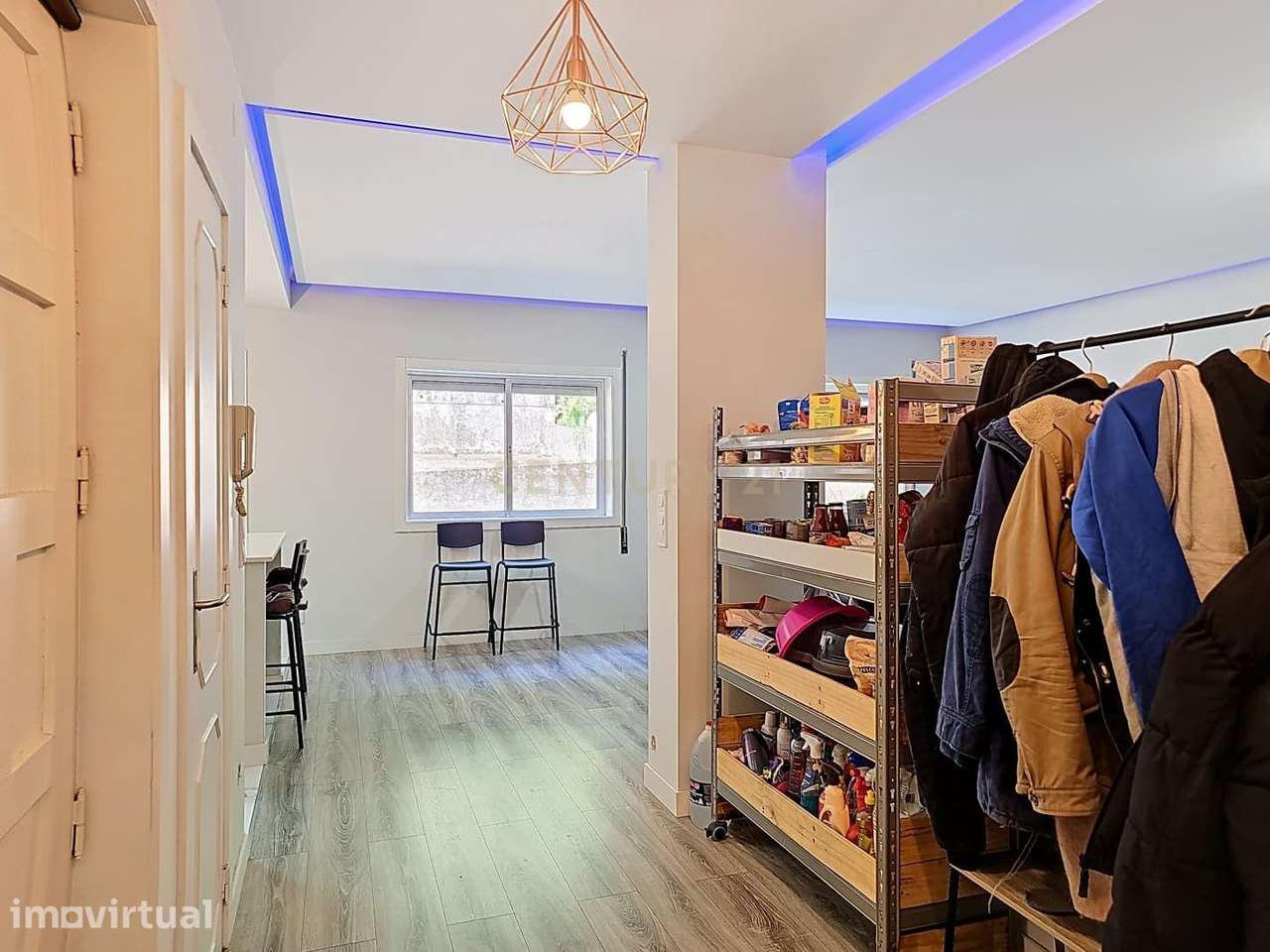 Apartamento T2 Remodelado - Centro de Gondomar - Grande imagem: 3/32