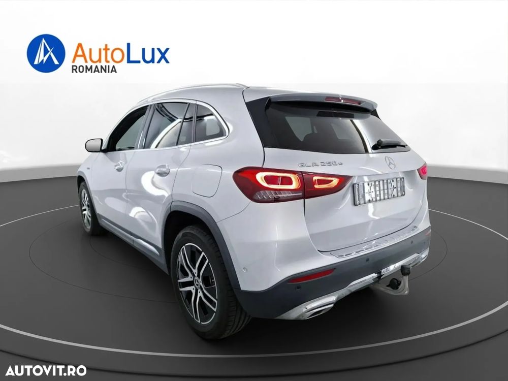 Mercedes-Benz GLA 250 e 8G-DCT Edition Plug-in-Hybrid - 4