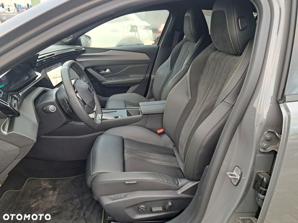 Peugeot 408 1.6 Plug-In Hybrid 180 Allure Pack EAT8 - 9