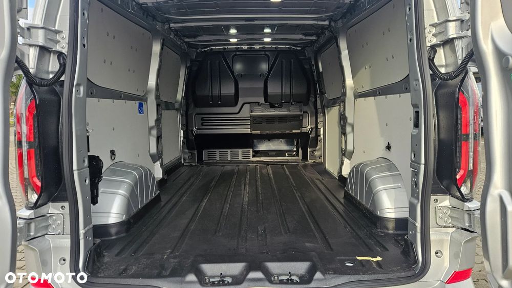 Ford Tranist Custom - 15