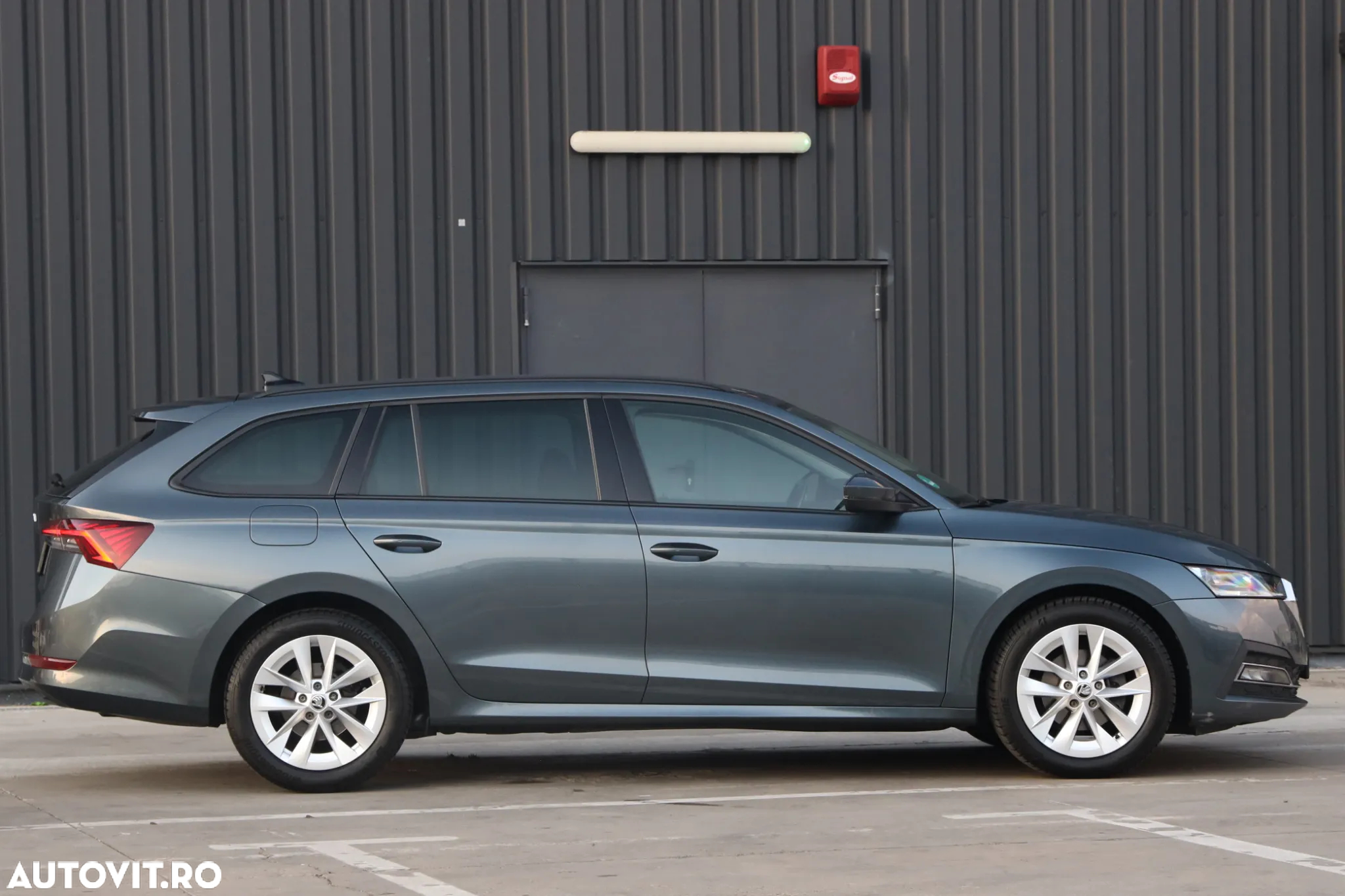 Skoda Octavia 2.0 TDI DSG Style - 24