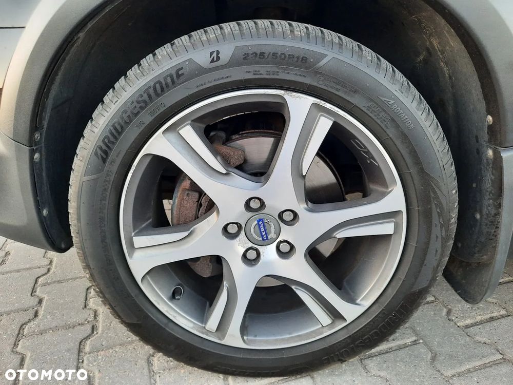Volvo XC 70 D5 AWD Geartronic Summum - 11