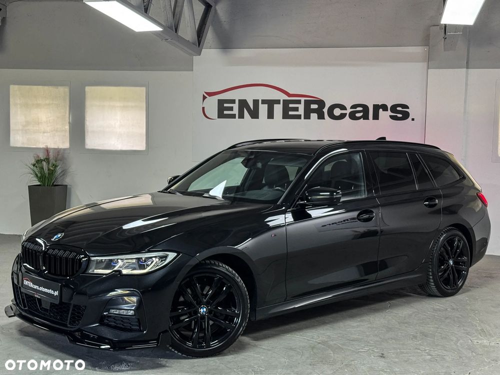BMW Seria 3 320d xDrive M Sport Shadow - 11