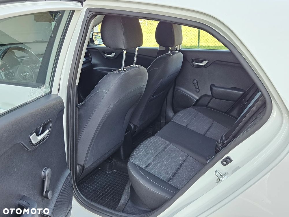 Kia Rio 1.2 M - 19
