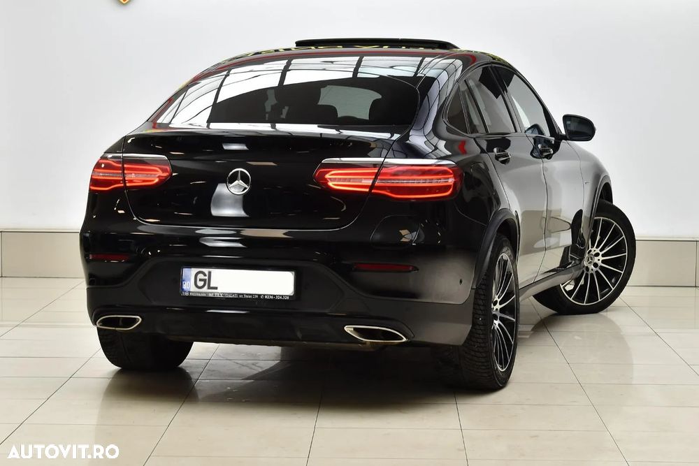 Mercedes-Benz GLC Coupe 350 e 4MATIC - 3