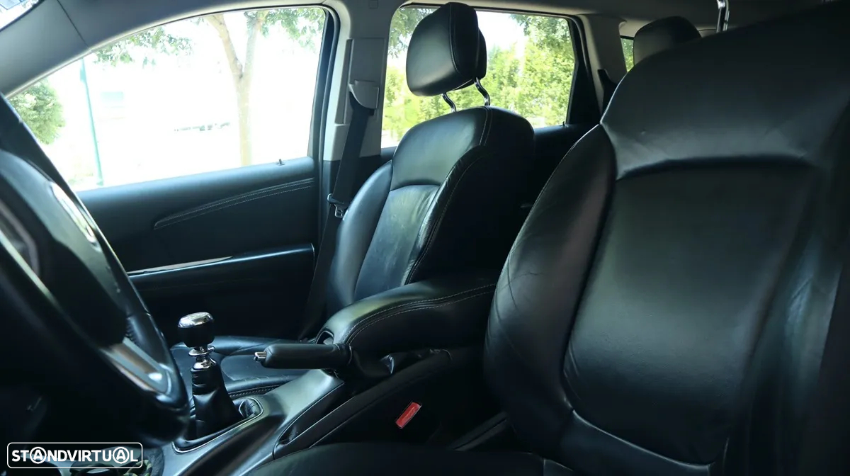 Fiat Freemont 2.0 M-Jet - 13