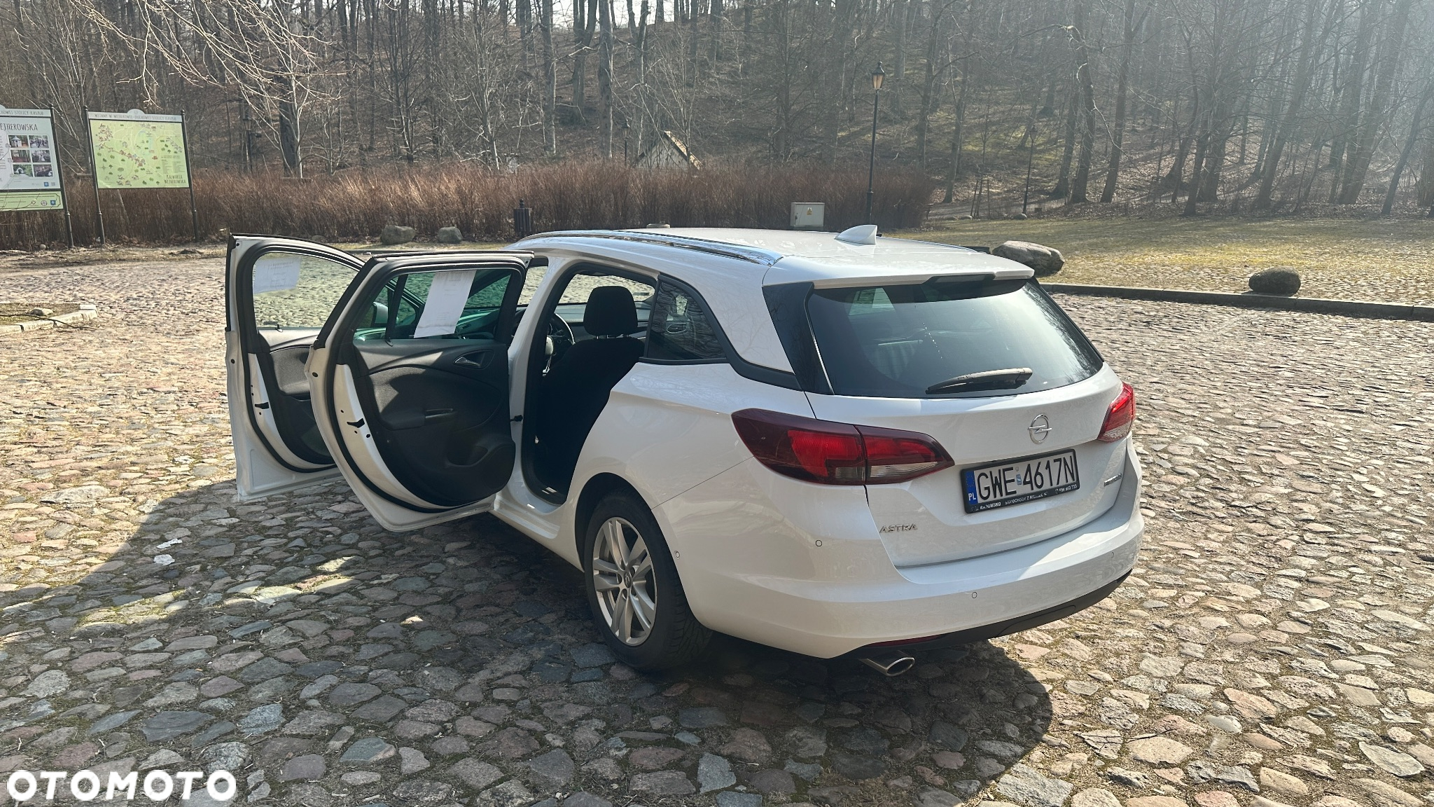 Opel Astra V 1.6 CDTI Dynamic S&S - 3