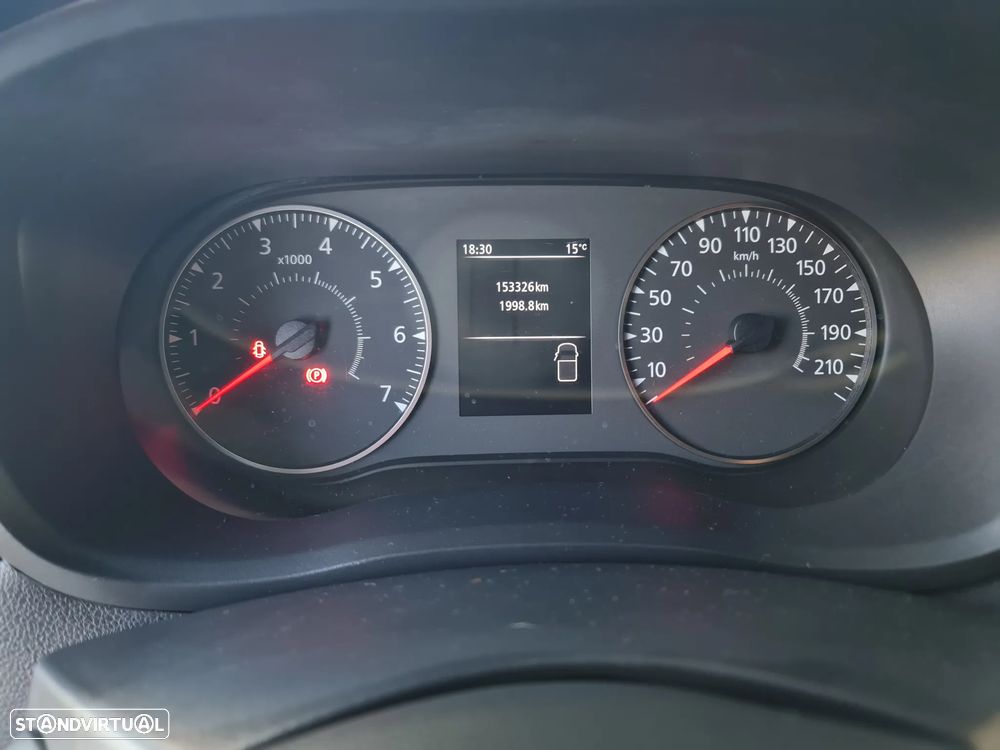 Renault Master 2.3Dci L2H2 135CV *Ac/ Sensores/ c/ IVA - 25