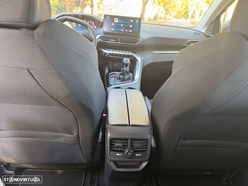Peugeot 3008 1.5 BlueHDi Active Pack - 28