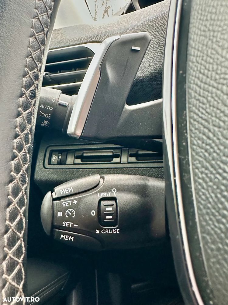 Peugeot 3008 - 15