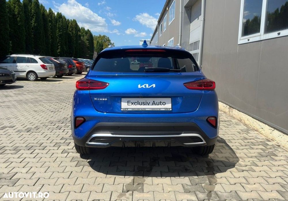 Kia XCeed - 32
