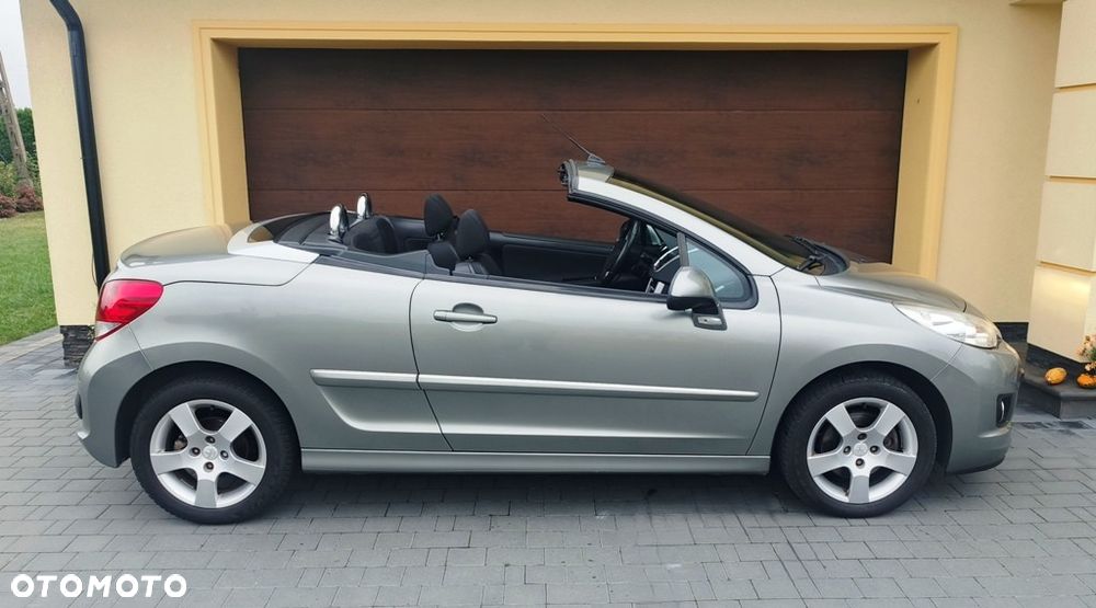 Peugeot 207 Cc 2013 photo 4