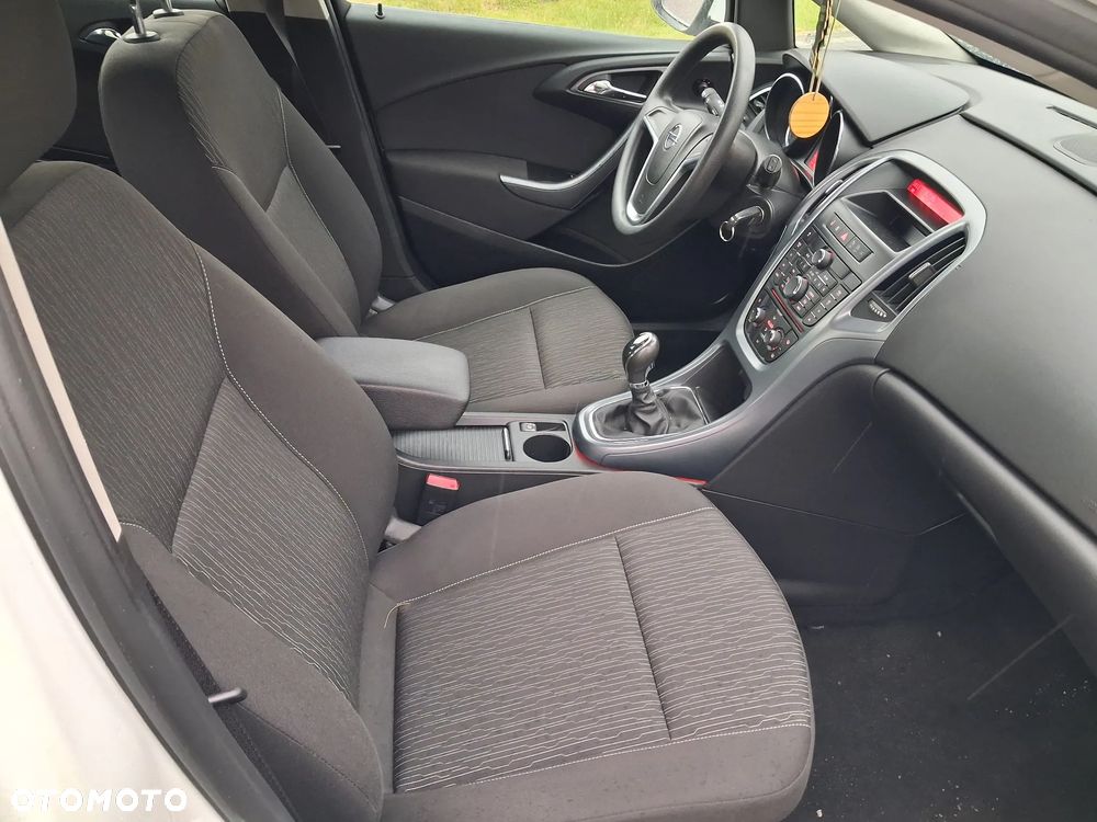 Opel Astra - 12