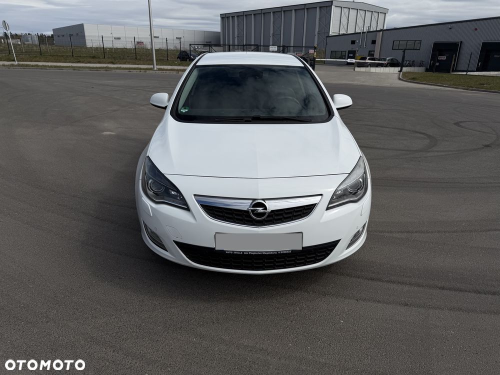 Opel Astra 1.4 T Enjoy - 2