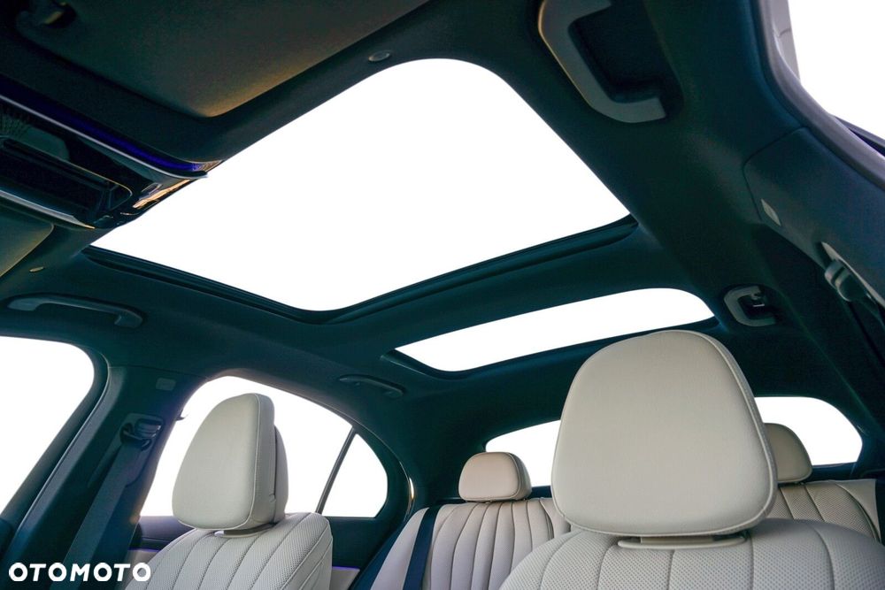 Mercedes-Benz Klasa E - 11