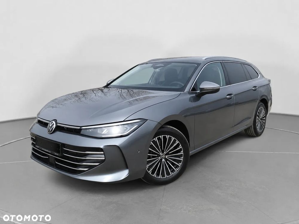 Volkswagen Passat - 1