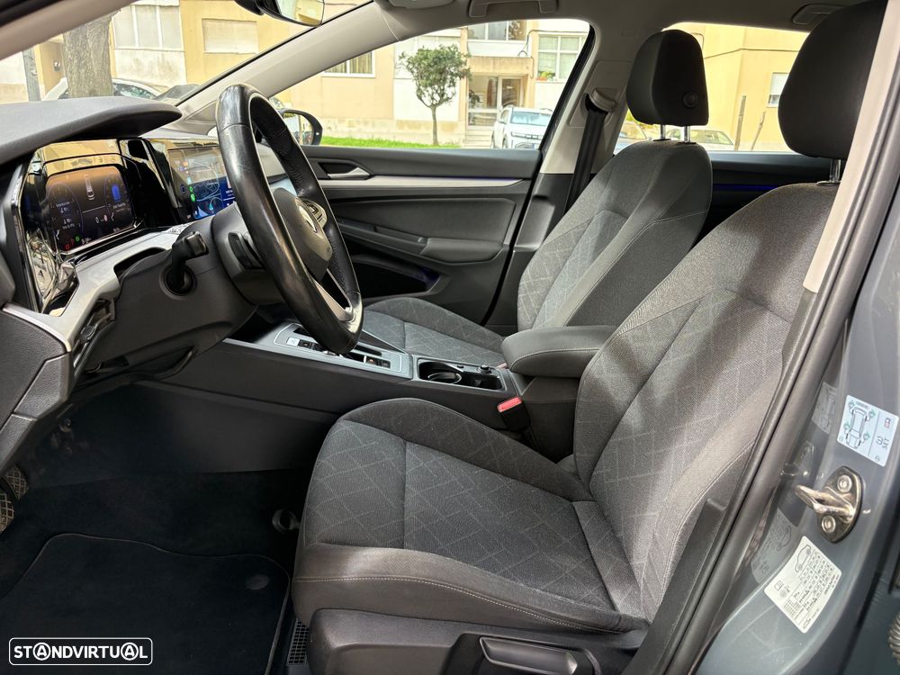 VW Golf Variant 1.5 eTSI Life DSG - 11