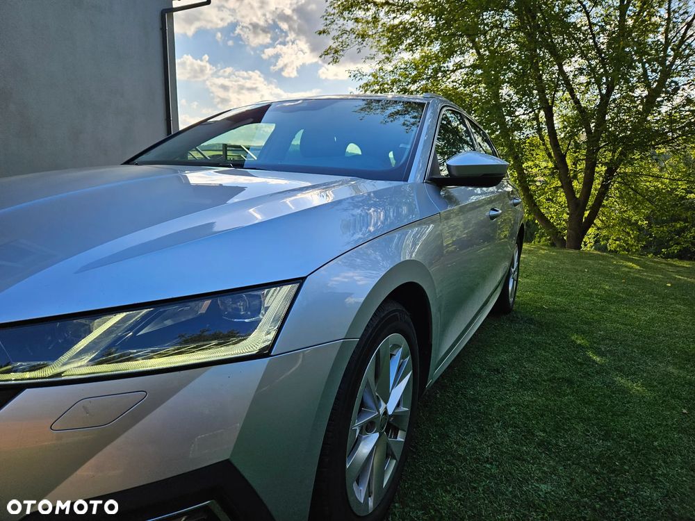 Skoda Octavia 2.0 TDI DSG Ultimate - 17