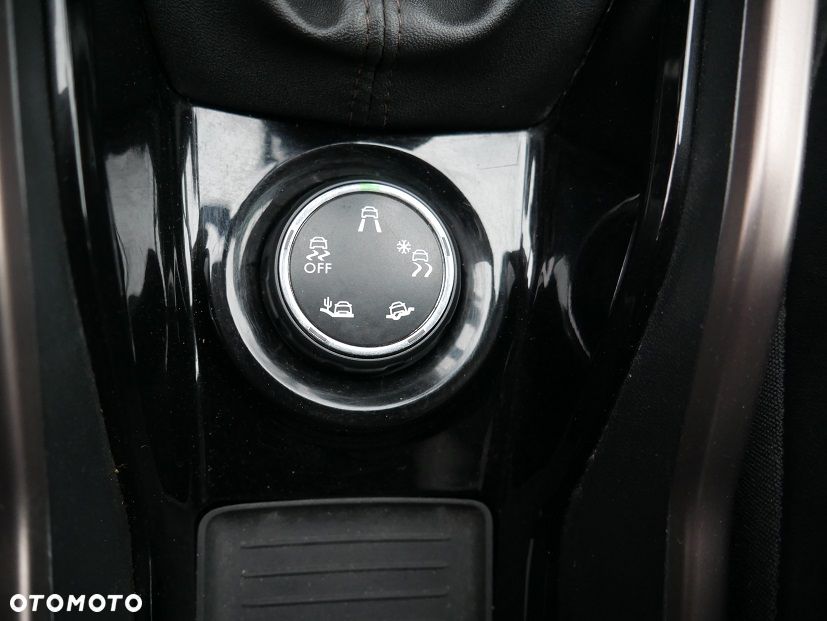 Peugeot 2008 120 VTI Allure - 21